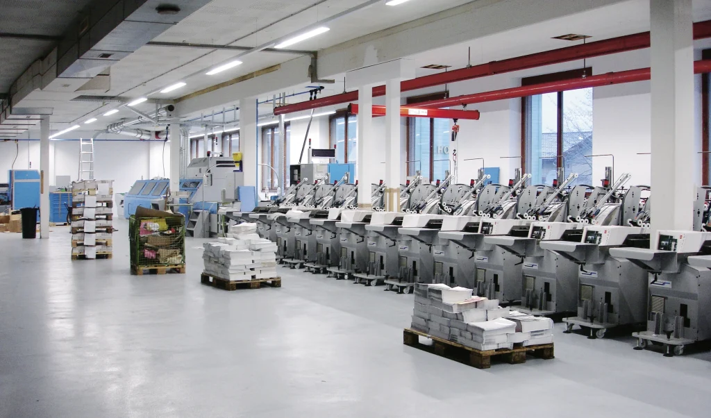 Klebebinder AVD GOLDACH AG